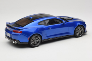 Chevrolet Camaro ZL1 Gen 6 Modrý GT Spirit 1:18 GT177 Pryskyřice – obrázek 2 z 6