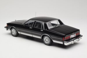 Chevrolet Caprice Černý MCG 1:18 MCG18113 Kov – obrázek 5 z 6