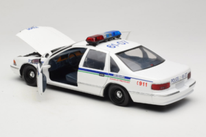 Chevrolet Caprice Kanada Policie UT Models 1:18 21023 Kov – obrázek 5 z 8
