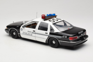 Chevrolet Caprice Glendale Policie UT Models 1:18 21026 Kov – obrázek 7 z 8
