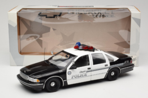 Chevrolet Caprice Glendale Policie UT Models 1:18 21026 Kov – obrázek 8 z 8