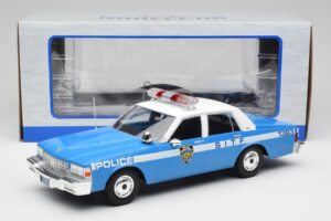 Chevrolet Caprice NYPD Policejní Auto MCG 1:18 MCG18360 Kov – obrázek 6 z 6