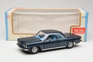 Chevrolet Corvair Tmavě Modrý Sun Star 1:18 1482 Kov – obrázek 8 z 8