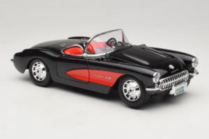Chevrolet Corvette C1 Černý & Červený Bburago 1:18 3034-M1 Kov – obrázek 6 z 8