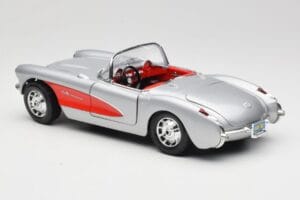Chevrolet Corvette C1 Stříbrný Bburago 1:18 3034 Kov – obrázek 7 z 8