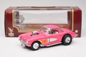 Chevrolet Corvette C1 Gasser Růžový Road Legends 1:18 92019-R1 Kov – obrázek 8 z 8