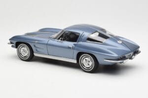 Chevrolet Corvette C2 Modošedý Metalický AUTOart 1:18 71182 Kov – obrázek 7 z 8
