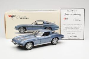 Chevrolet Corvette C2 Modošedý Metalický AUTOart 1:18 71182 Kov – obrázek 8 z 8