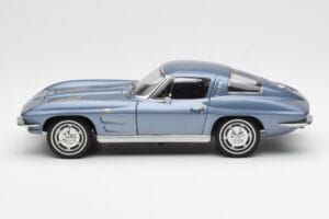Chevrolet Corvette C2 Modošedý Metalický AUTOart 1:18 71182 Kov – obrázek 4 z 8