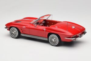 Chevrolet Corvette C2 Sting Ray Kabriolet Riverside Red Norev 1:18 189056 Kov – obrázek 5 z 6