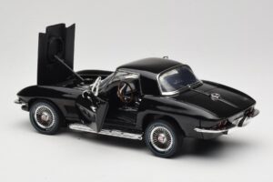 Chevrolet Corvette C2 Černý American Muscle 1:18 AMM1099/06 Kov – obrázek 5 z 8