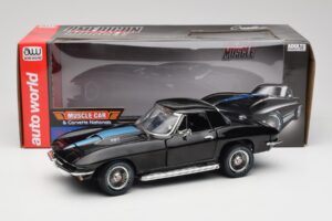 Chevrolet Corvette C2 Černý American Muscle 1:18 AMM1099/06 Kov – obrázek 8 z 8