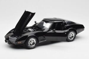 Chevrolet Corvette C3 Černý UT Models 1:18 21071 Kov – obrázek 2 z 8