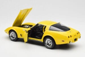 Chevrolet Corvette C3 Žlutý UT Models 1:18 21074 Kov – obrázek 5 z 8