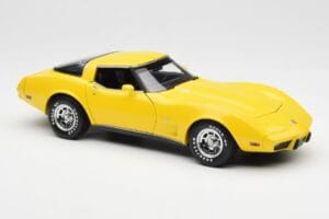 Chevrolet Corvette C3 Žlutý UT Models 1:18 21074 Kov – obrázek 6 z 8