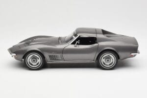 Chevrolet Corvette C3 Spider Laguna Šedý Metalický AUTOart 1:18 71173 Kov – obrázek 4 z 8
