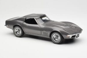 Chevrolet Corvette C3 Spider Laguna Šedý Metalický AUTOart 1:18 71173 Kov – obrázek 6 z 8