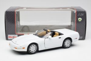 Chevrolet Corvette C4 Kabriolet Bílý Maisto 1:18 32830 Kov – obrázek 8 z 8