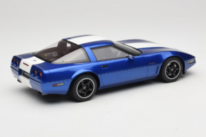 Chevrolet Corvette C4 Grand Sport Admiral Blue GT Spirit 1:18 GT538 Pryskyřice – obrázek 2 z 6
