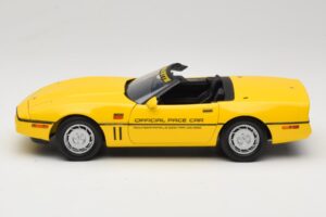 Chevrolet Corvette C4 Indianapolis 500 Pace Car Žlutý Greenlight 1:18 11801-06 Kov – obrázek 4 z 8