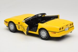Chevrolet Corvette C4 Indianapolis 500 Pace Car Žlutý Greenlight 1:18 11801-06 Kov – obrázek 5 z 8