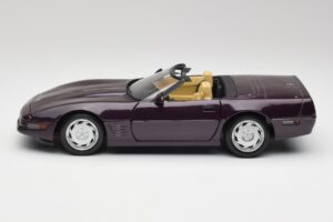 Chevrolet Corvette C4 LT4 Kabriolet Fialový Metalíza Maisto 1:18 50277 Kov – obrázek 4 z 8