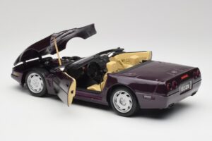 Chevrolet Corvette C4 LT4 Kabriolet Fialový Metalíza Maisto 1:18 50277 Kov – obrázek 5 z 8