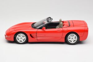 Chevrolet Corvette C5 Kabriolet Červený Bburago 1:18 3076 Kov – obrázek 4 z 8