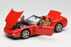 Chevrolet Corvette C5 Kabriolet Červený UT Models 1:18 21006 Kov – obrázek 2 z 8