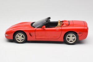 Chevrolet Corvette C5 Kabriolet Červený UT Models 1:18 21006 Kov – obrázek 4 z 8