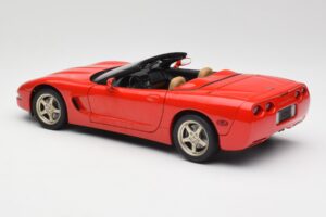 Chevrolet Corvette C5 Kabriolet Červený UT Models 1:18 21006 Kov – obrázek 7 z 8