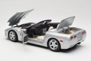 Chevrolet Corvette C5 Kabriolet Stříbrný Maisto 1:18 50317 Kov – obrázek 5 z 8