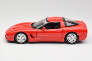 Chevrolet Corvette C5 Červený Bburago 1:18 3066 Kov – obrázek 4 z 8