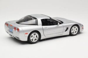 Chevrolet Corvette C5 Stříbrný Bburago 1:18 3056 Kov – obrázek 3 z 8