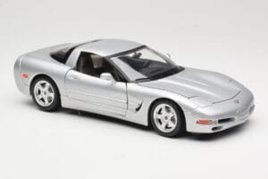 Chevrolet Corvette C5 Stříbrný Bburago 1:18 3056 Kov – obrázek 6 z 8