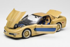 Chevrolet Corvette C5 Guldstrand Signature Edition Zlatý Maisto 1:18 31657 Kov – obrázek 2 z 8