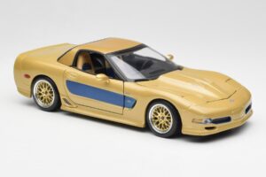 Chevrolet Corvette C5 Guldstrand Signature Edition Zlatý Maisto 1:18 31657 Kov – obrázek 6 z 8