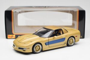 Chevrolet Corvette C5 Guldstrand Signature Edition Zlatý Maisto 1:18 31657 Kov – obrázek 8 z 8