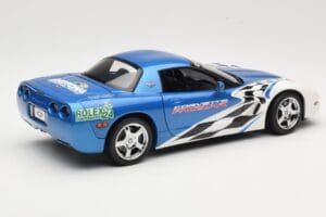 Chevrolet Corvette C5 Pace Car Rolex 24 at Daytona 1999 UT Models 1:18 39944 Kov – obrázek 3 z 8