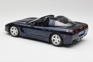 Chevrolet Corvette C5 Nassau Modrý Bburago 1:18 30166 Kov – obrázek 7 z 8