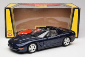 Chevrolet Corvette C5 Nassau Modrý Bburago 1:18 30166 Kov – obrázek 8 z 8