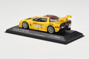 Chevrolet Corvette C5-R #3 R. Fellows / J. O'Connell / O. Gavin ALMS Petit Le Mans 2002 Minichamps 1:43 400021493 Kov – obrázek 3 z 4