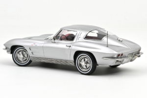 Chevrolet Corvette C2 Sting Ray Sebring Silver Norev 1:18 189052 Kov – obrázek 2 z 2