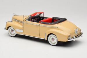 Chevrolet Deluxe Kabriolet Béžový Eagle Collectibles 1:18 3022518 Kov – obrázek 7 z 8