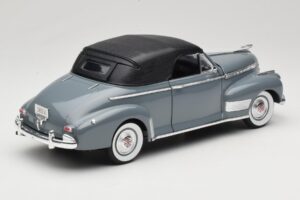 Chevrolet Deluxe Kabriolet Se Skládací Střechou Šedý Eagles Race 1:18 7497276 Kov – obrázek 3 z 8