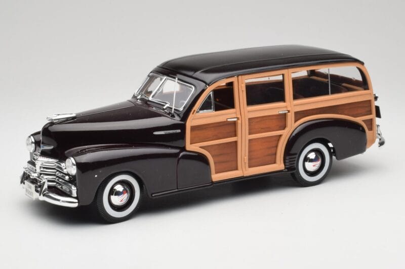 Chevrolet Fleetmaster Woody Černý & Wood Panels Maisto 1:18 43697545B Kov