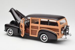 Chevrolet Fleetmaster Woody Hnědý Maisto 1:18 36854 Kov – obrázek 5 z 8