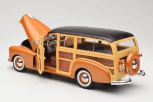 Chevrolet Fleetmaster Woody Zlatý Maisto 1:18 56042 Kov – obrázek 5 z 8