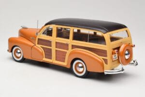 Chevrolet Fleetmaster Woody Zlatý Maisto 1:18 56042 Kov – obrázek 7 z 8