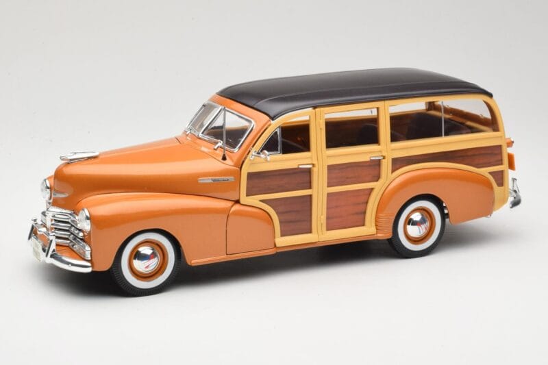 Chevrolet Fleetmaster Woody Zlatý Maisto 1:18 56042 Kov